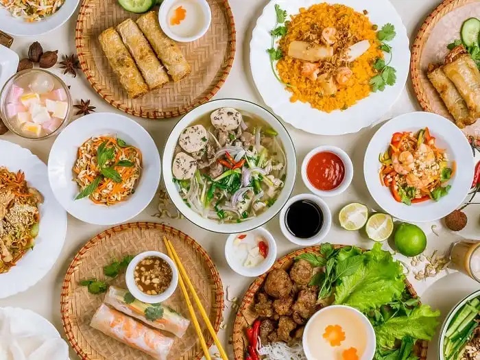 맛을 찾아 떠나자 미식 탐험